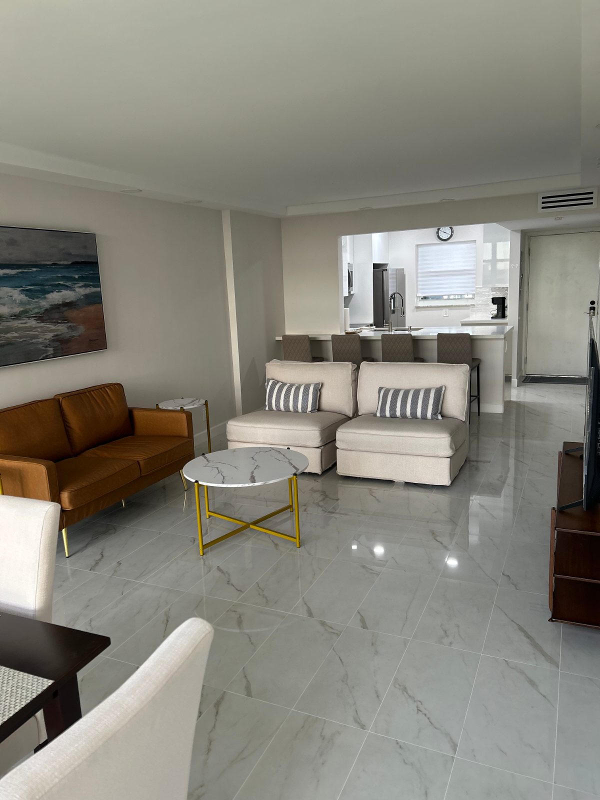 2027 SEASONAL WINTER RENTAL in Pompano Beach across the street from the beach