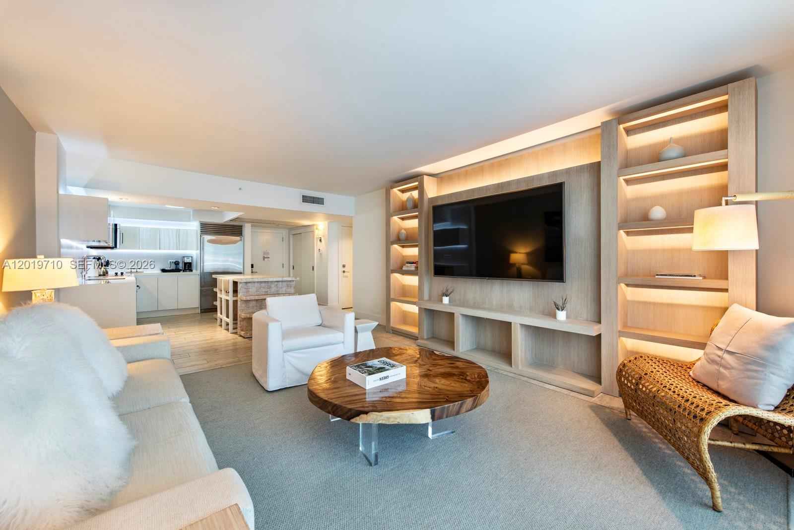 1 Hotel & Homes: Ocean Views Every Room