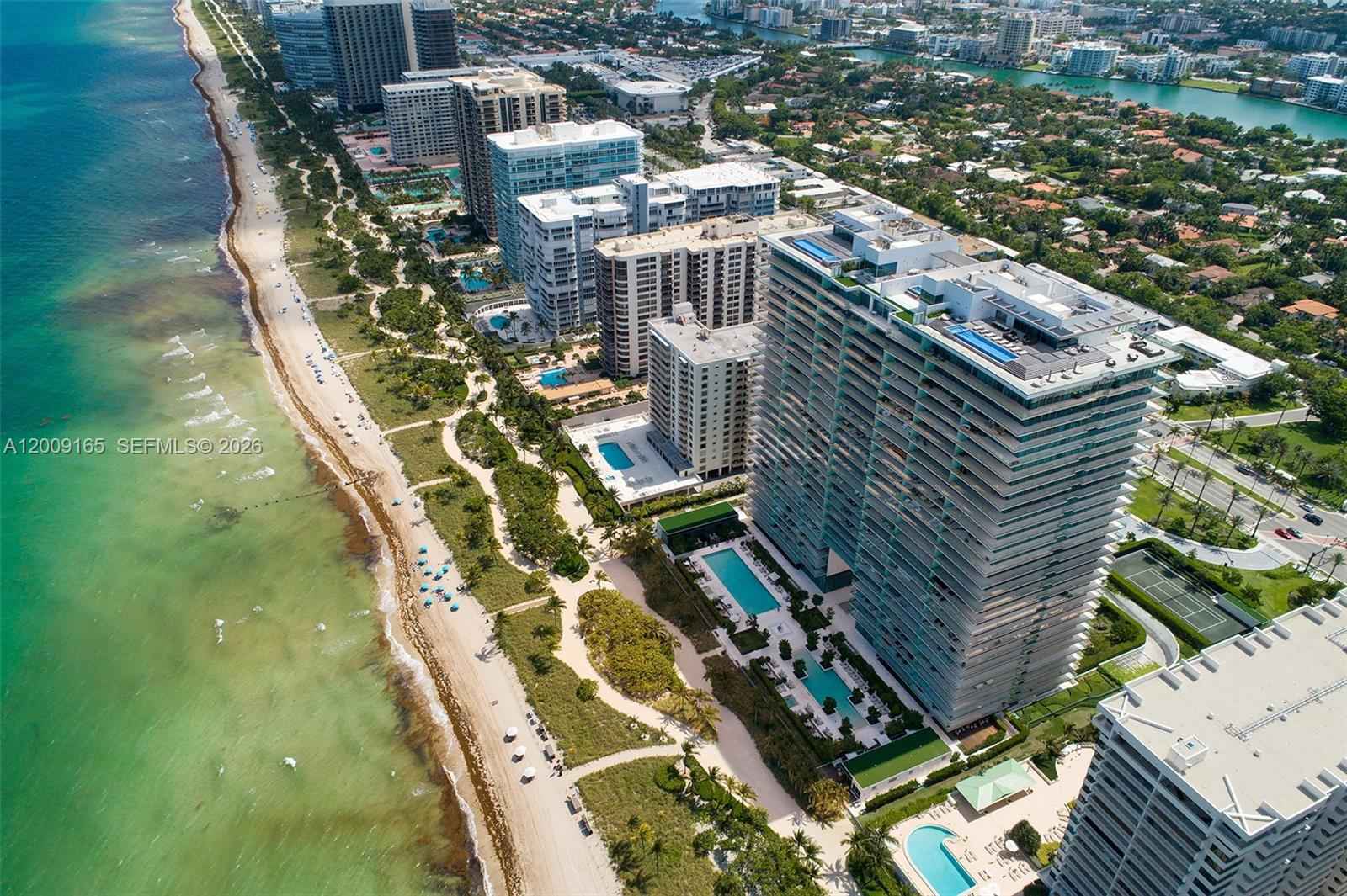 Oceana Bal Harbour: Direct Ocean Views, Den photo 3
