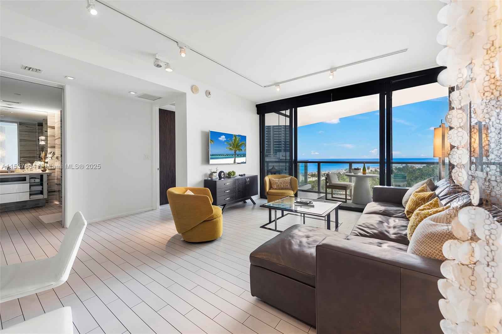 W Hotel South Beach Oceanfront 1BR photo 2