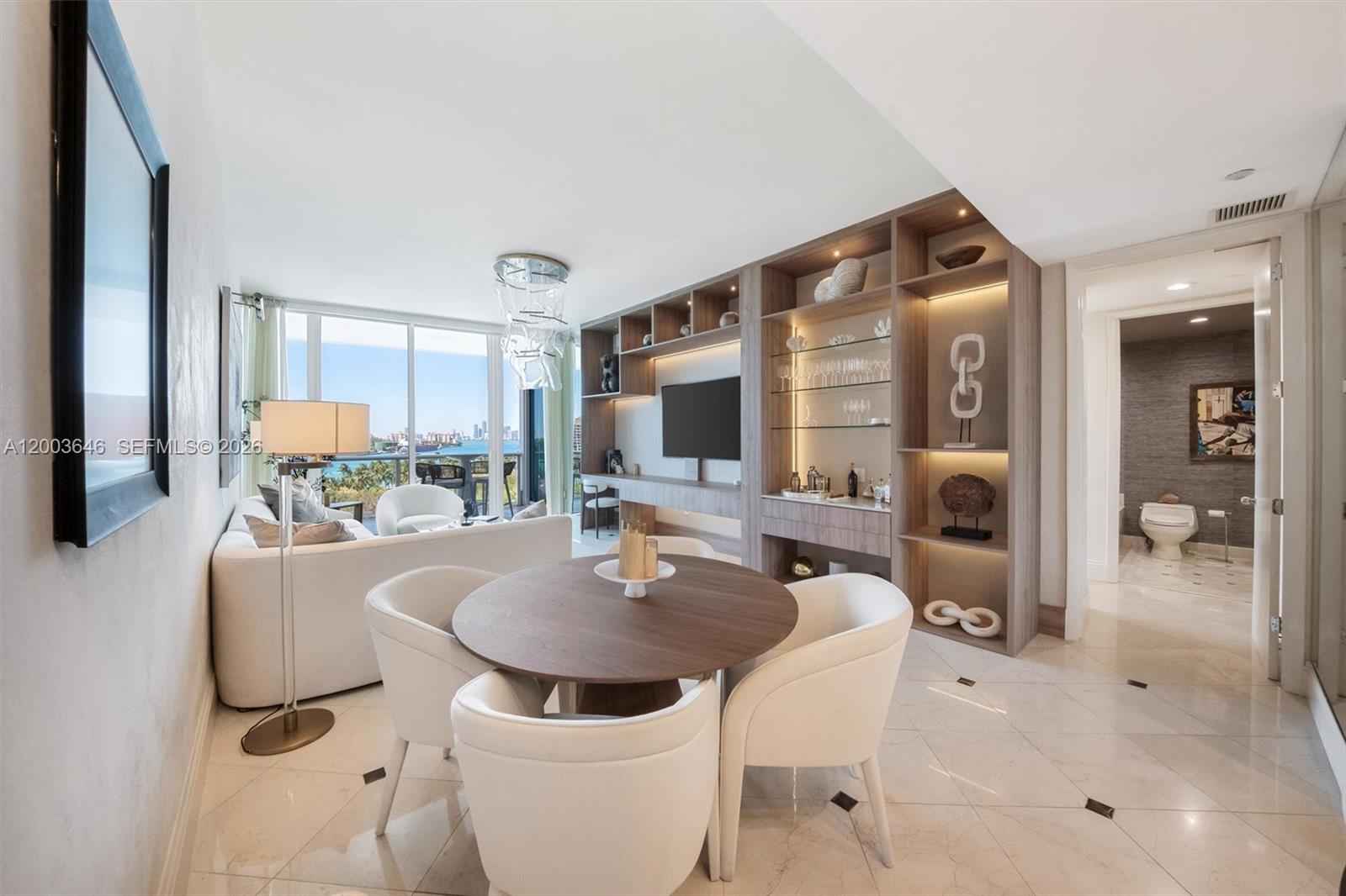 Renovated Continuum 1BR With Ocean & Sunset Views