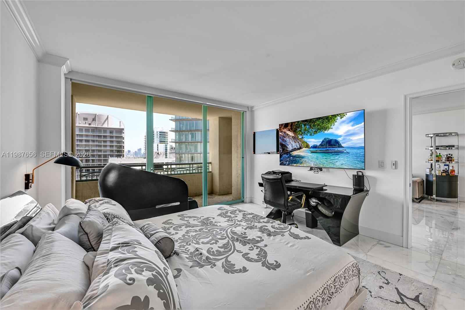Ritz-Carlton Sailboat Bay Views, 1BR photo 3