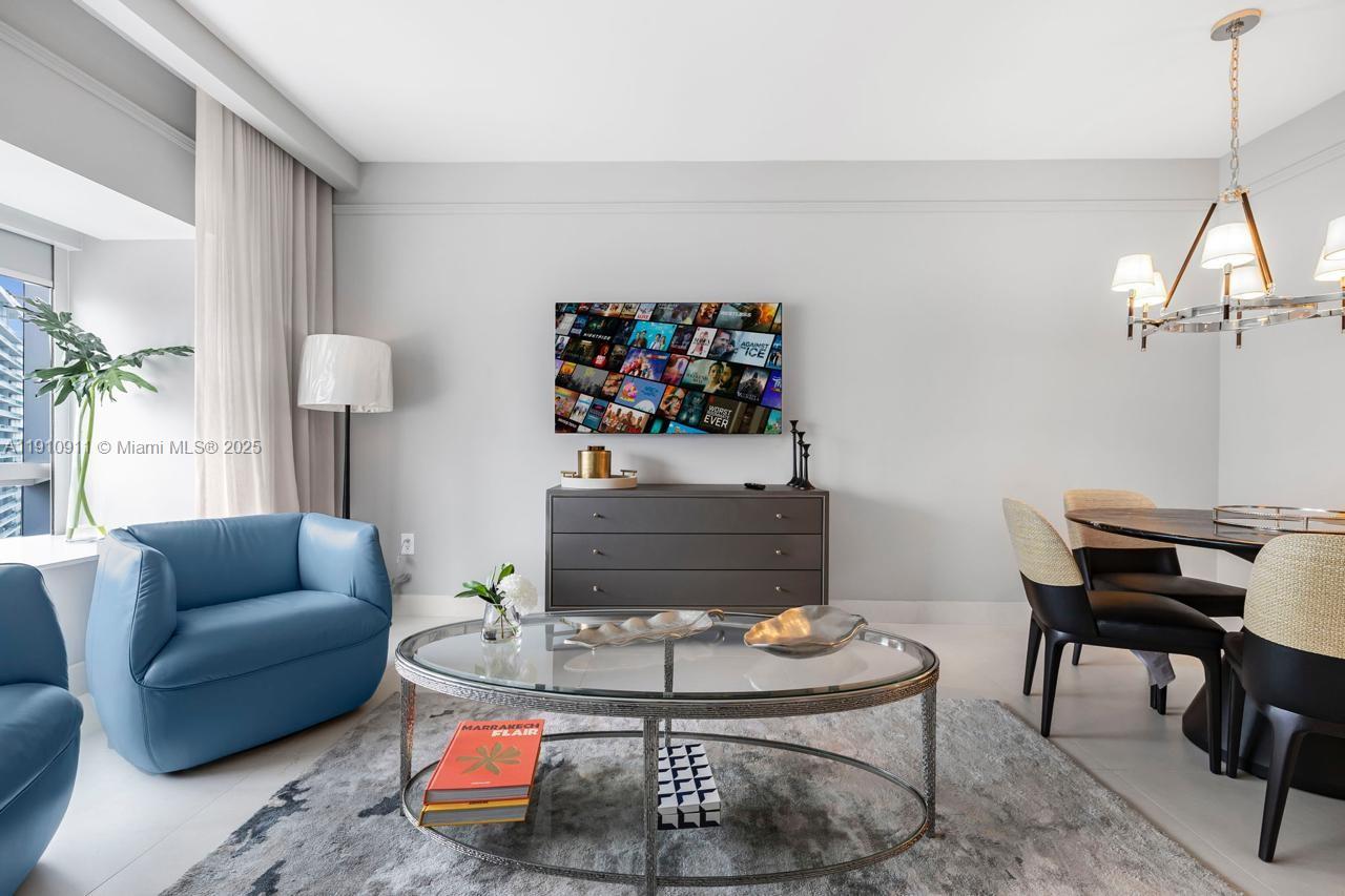 Four Seasons Luxury Brickell 1BR photo 2