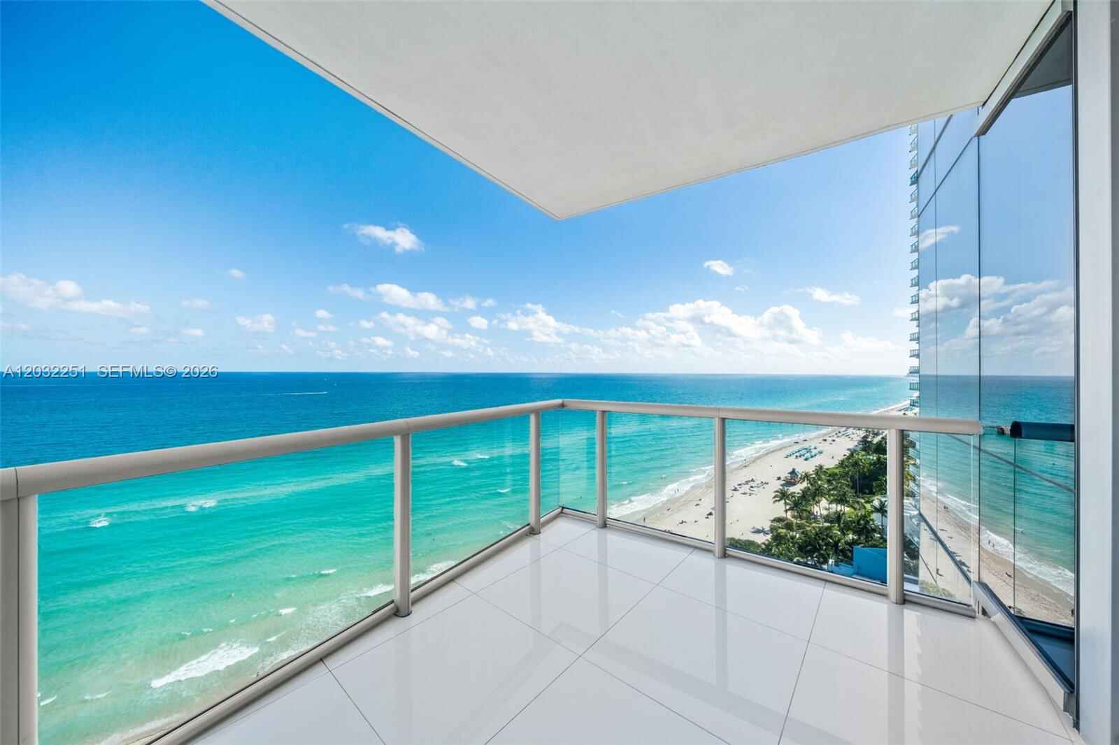Jade Ocean Luxury: Direct Ocean View Den Unit photo 2