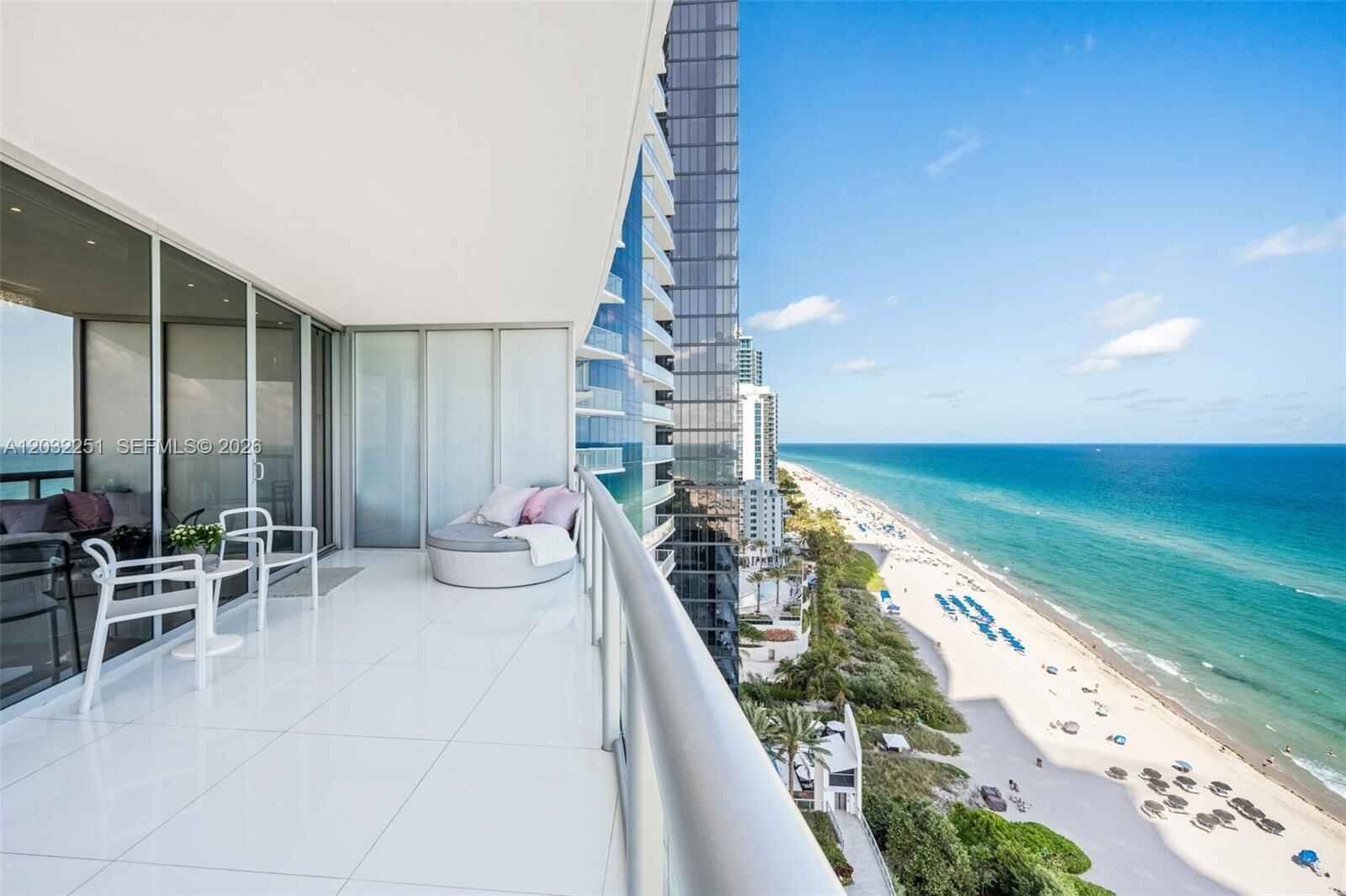 Jade Ocean Luxury: Direct Ocean View Den Unit photo 3