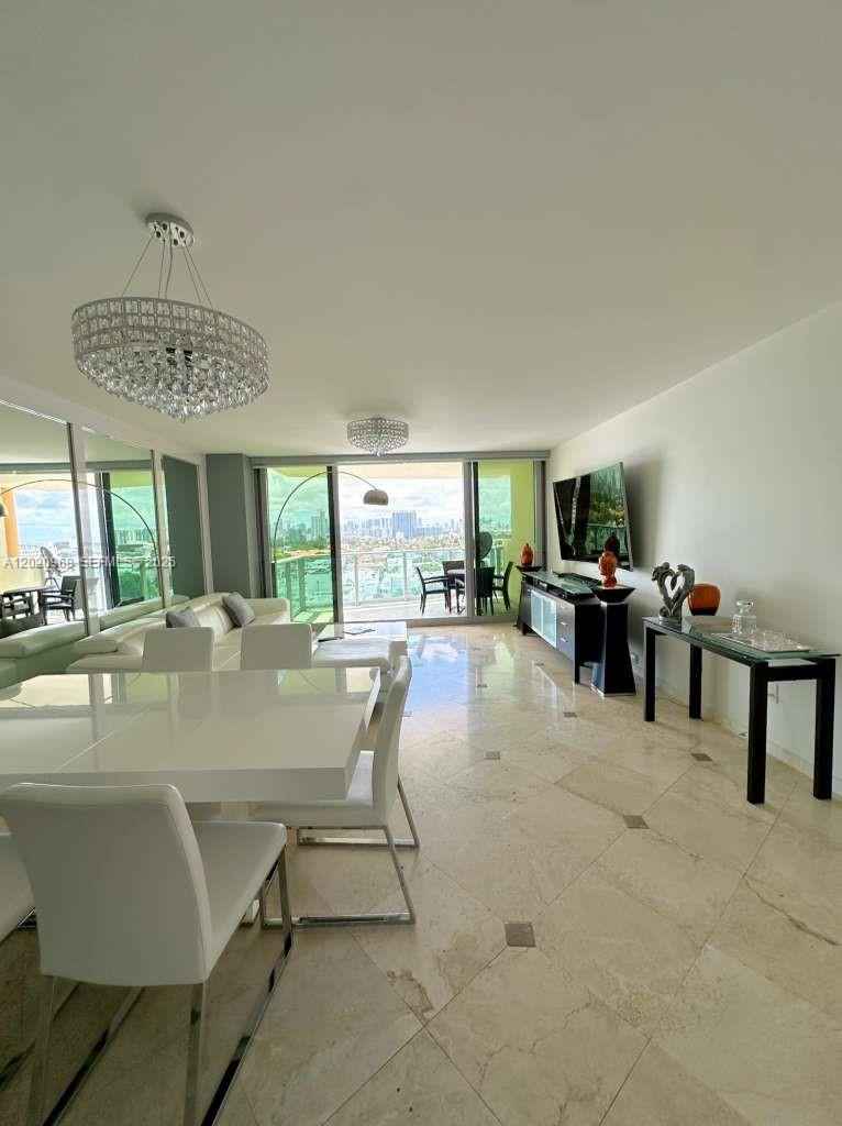 High-Floor Il Villaggio With Panoramic Views photo 2
