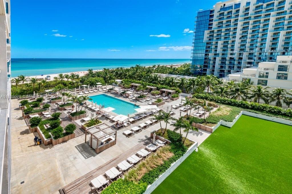 Oceanfront 1BR+Den At The Roney Palace