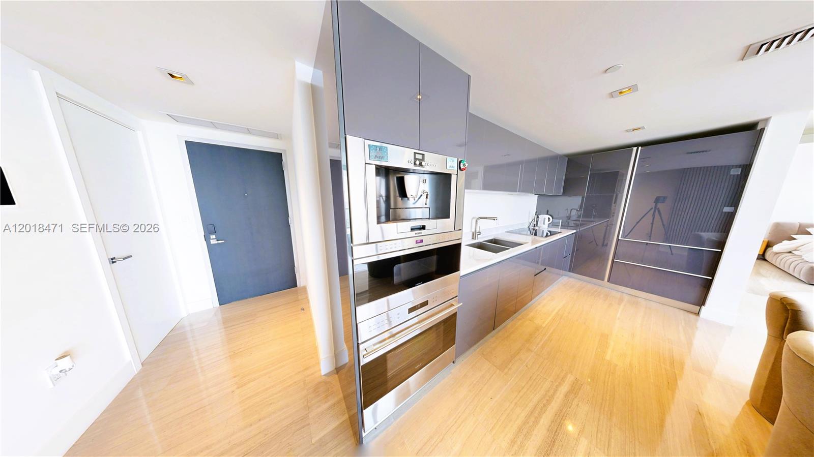 Echo Brickell: Ocean & Bay Views, High Floor photo 2