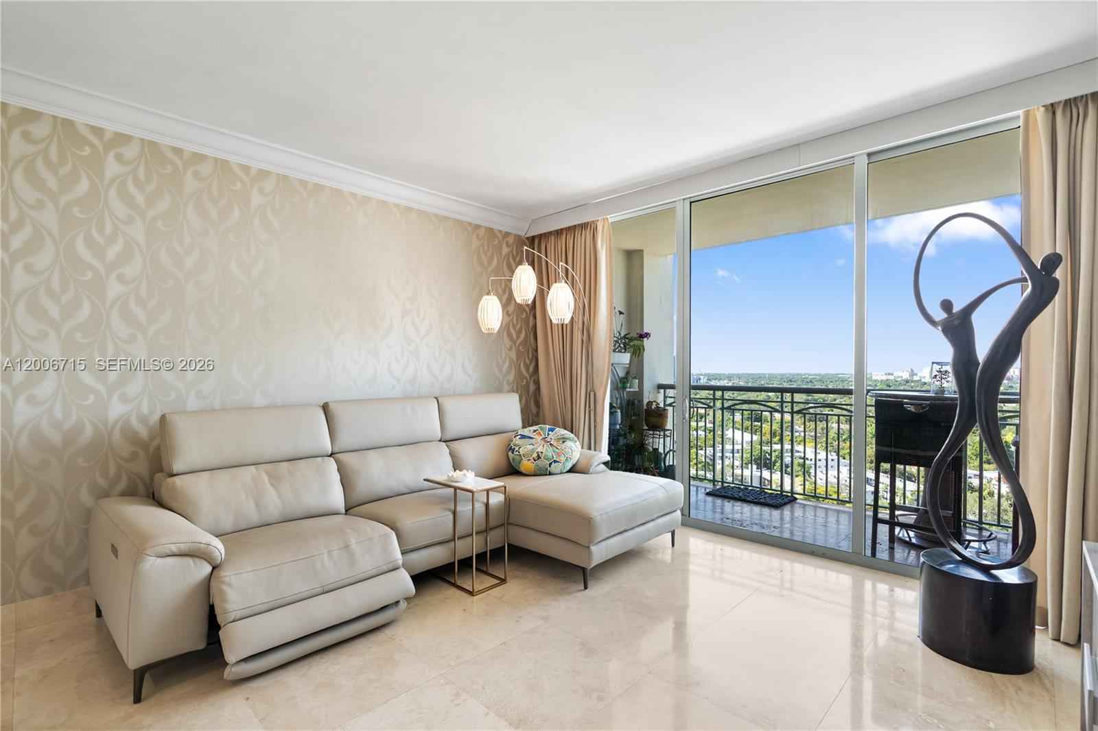 Ritz-Carlton Grove Views With Private Terrace photo 2