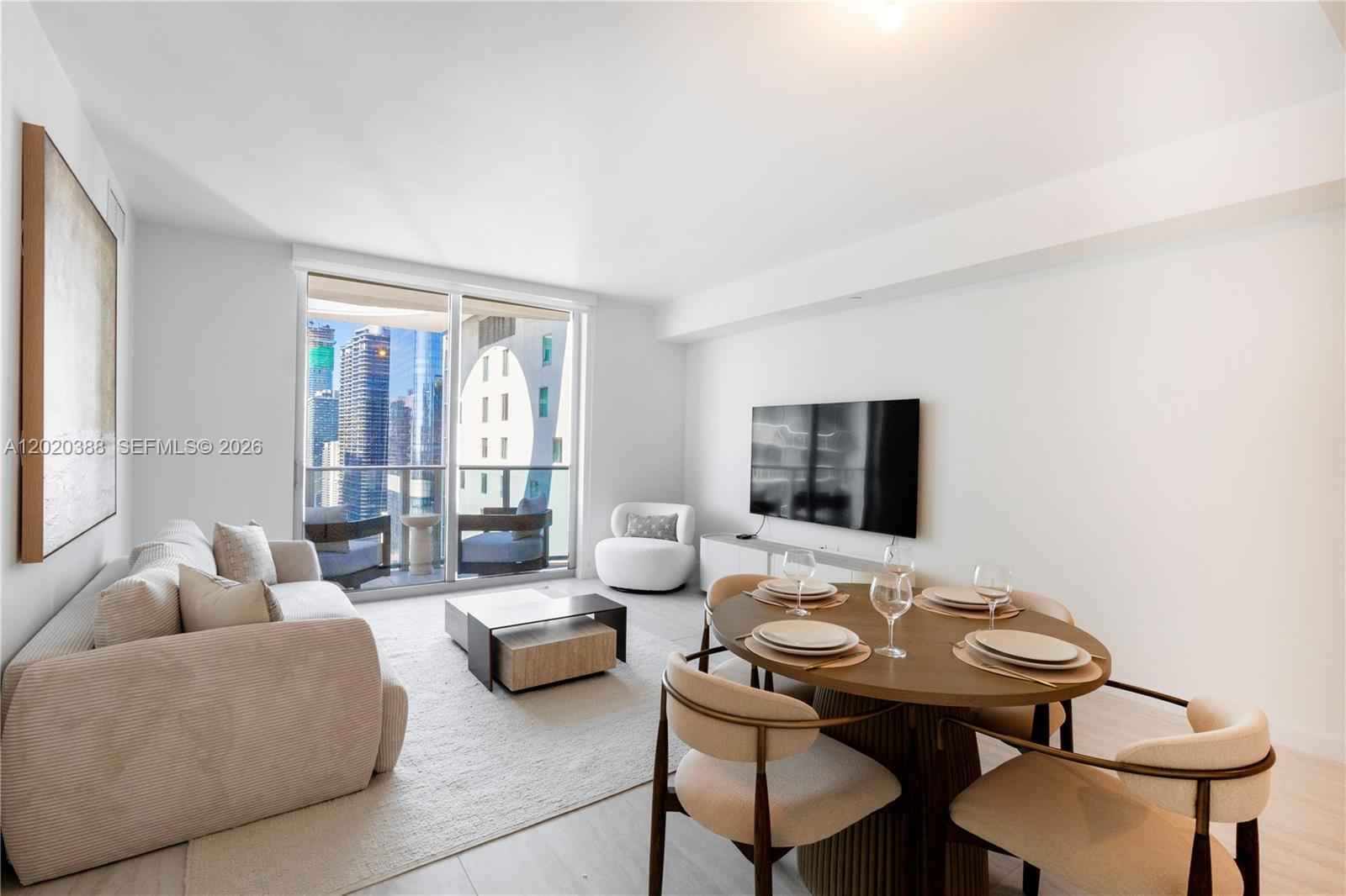 Viceroy Brickell: Luxury 1BR, Never Lived In photo 2