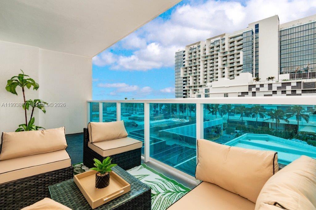 Roney Palace Oceanfront With 1 Hotel Amenities