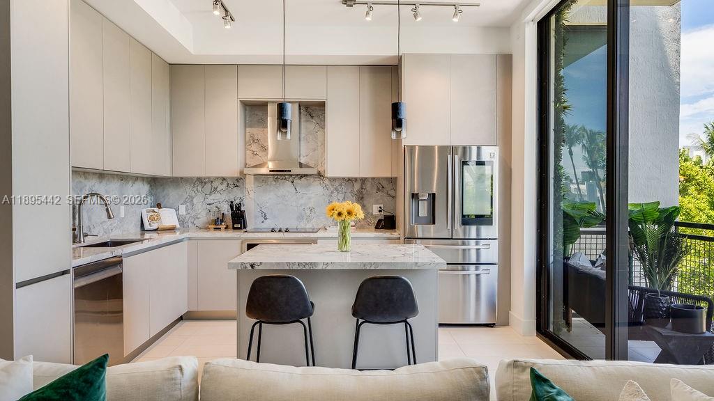 South Beach Condo With Den & Dual Terraces photo 2