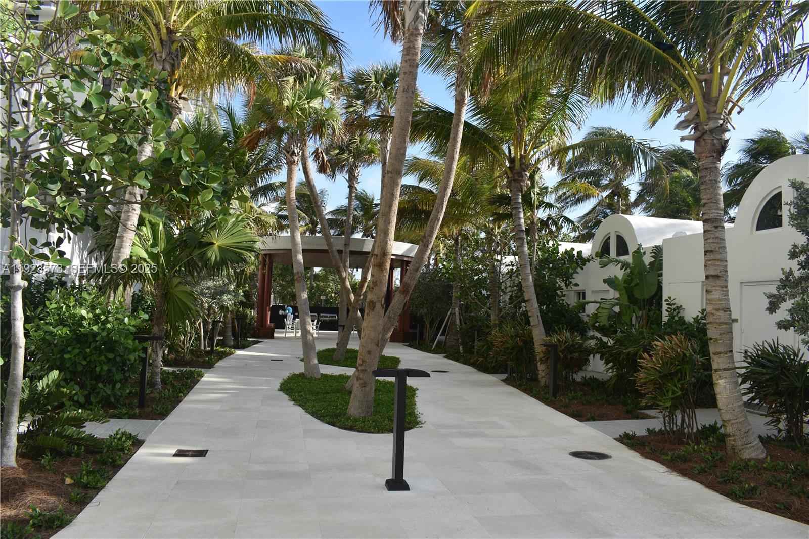 Oceanfront Akoya Condo With Beach Club Access photo 2