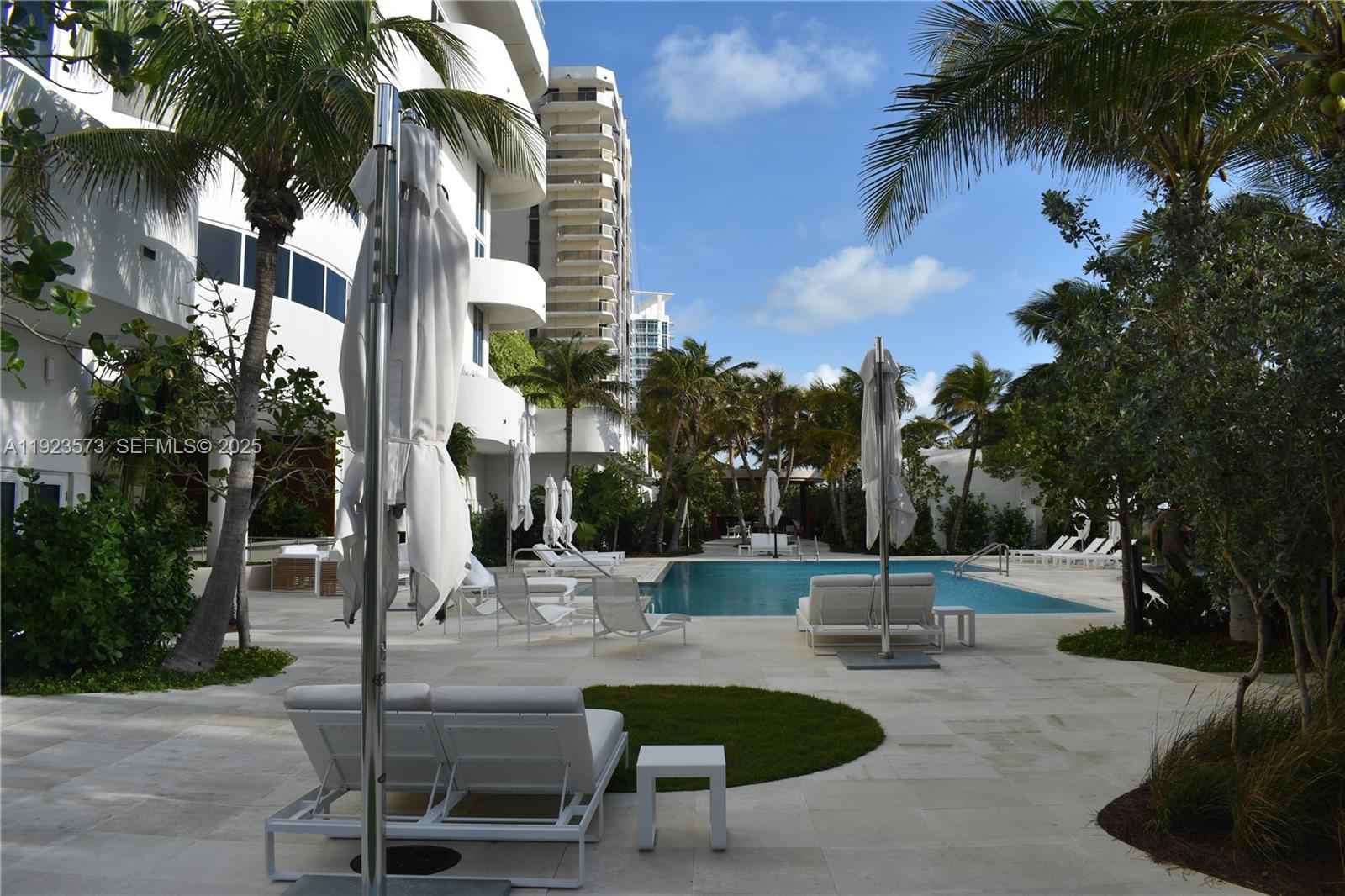 Oceanfront Akoya Condo With Beach Club Access photo 3