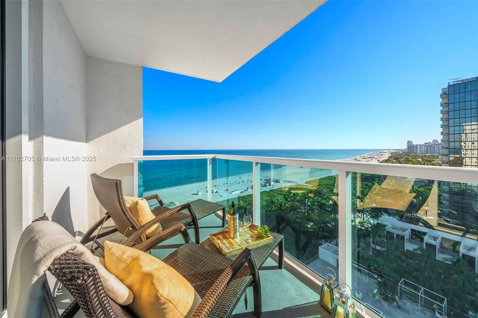 Oceanfront Roney Palace: Luxury Miami Beach Getaway photo 2