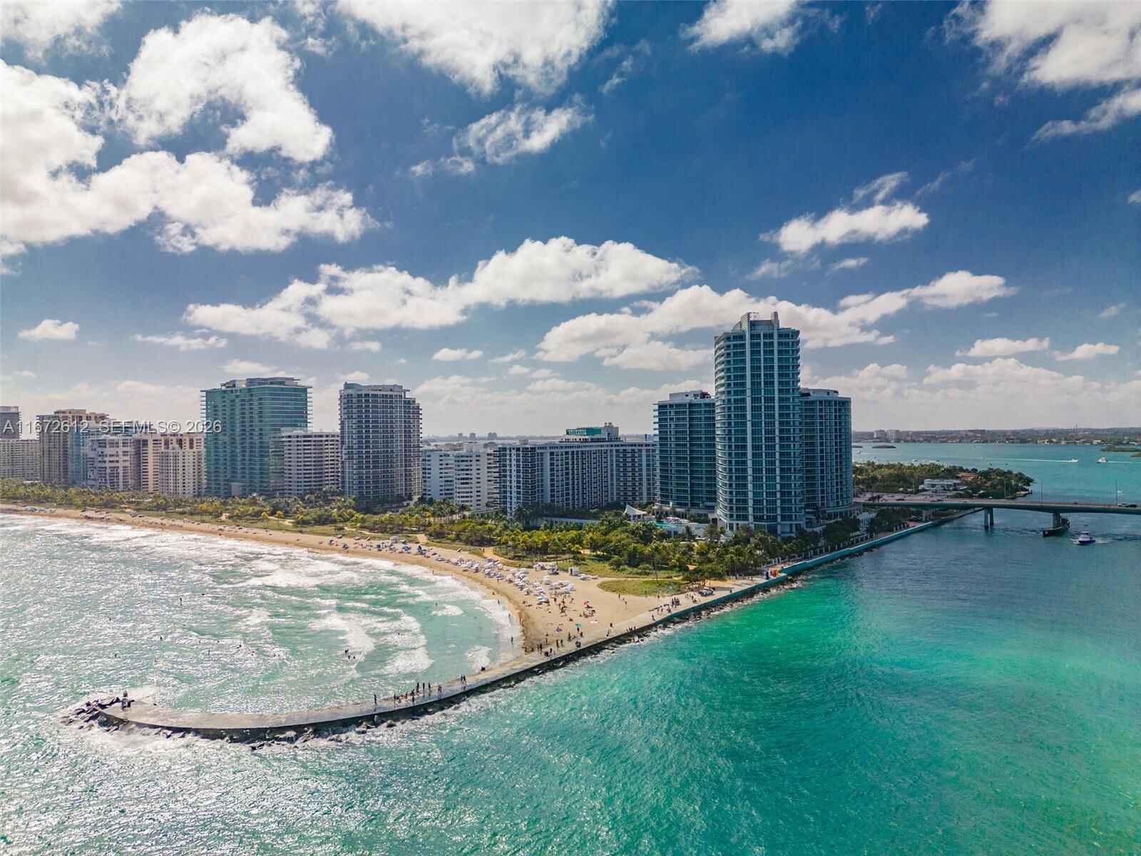 Spacious Oceanview 2BR + Den At Exhale Bal Harbour