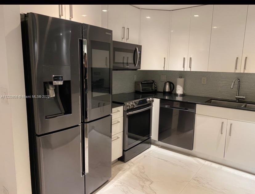 Roney Palace: 15th Floor Ocean View 2BR photo 3