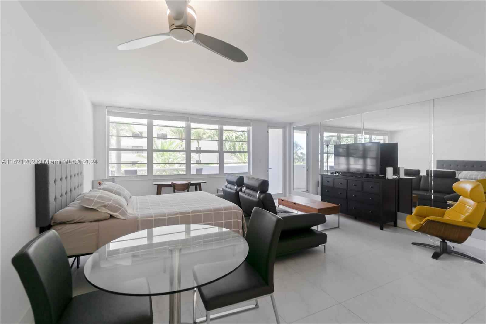 Renovated Studio, Ocean Views, Decoplage photo 2