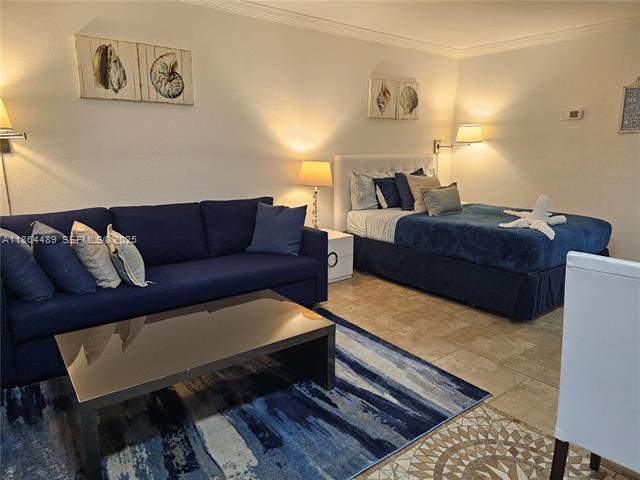 Oceanfront Studio With Private Balcony, Utilities photo 2