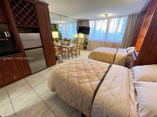 Marco Polo Oceanfront Studio, Utilities Included photo 3