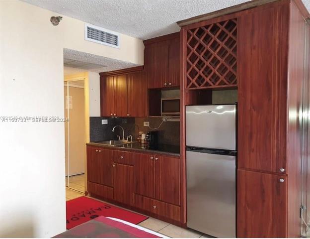 Marco Polo Oceanfront Studio, Utilities Included