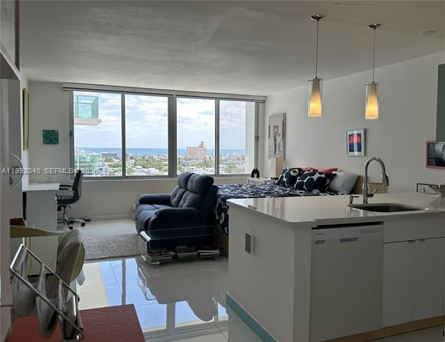 Renovated Studio With Ocean Views At Mirador 1000
