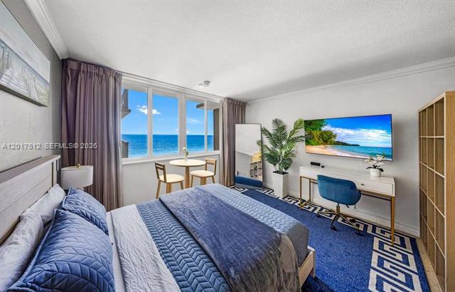 Oceanfront Remodeled 2BR, Direct Beach Access