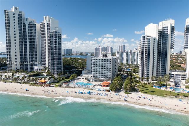 Oceanfront Remodeled 2BR, Direct Beach Access photo 2
