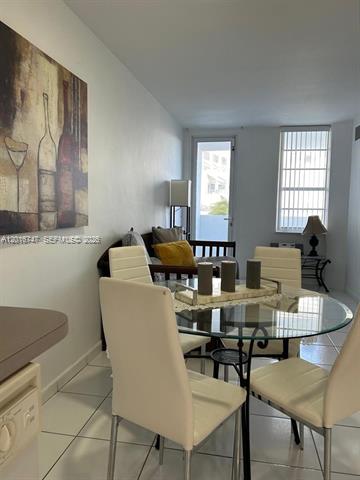 Decoplage Jr Studio at South Beach's Heart photo 2