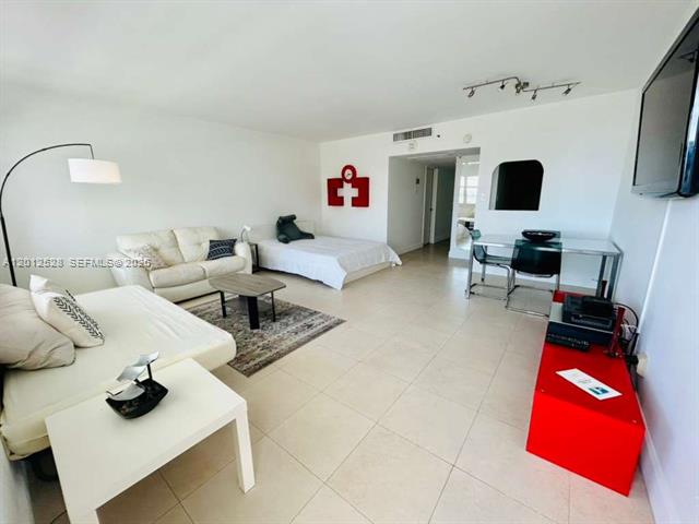 Studio At The Iconic Decoplage, South Beach photo 2