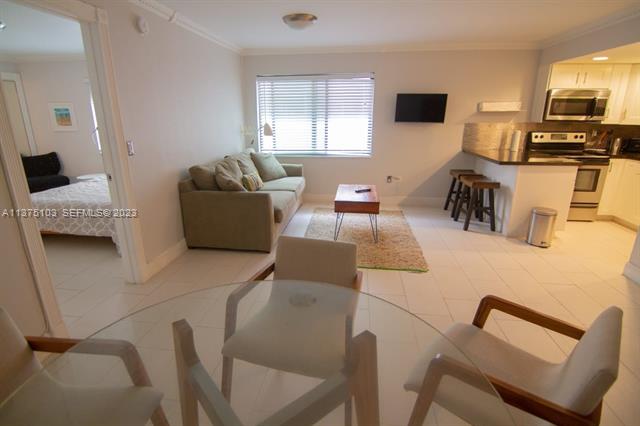Hibiscus South: South Beach With All Utilities