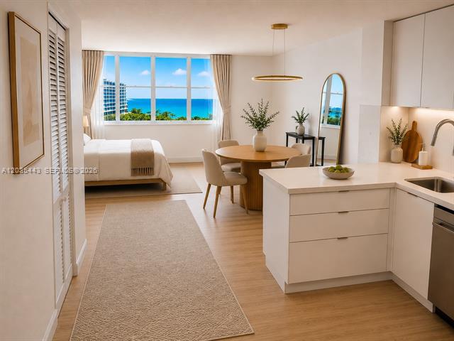 Four Ambassadors Studio With Direct Water Views photo 2
