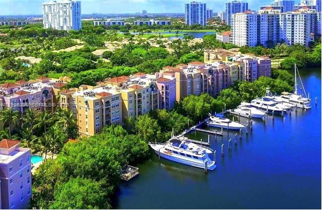 Yacht Club Aventura: Remodeled 2BR Resort Living photo 3