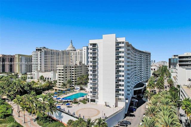 Oceanfront Decoplage With Beach Access & Pool photo 2