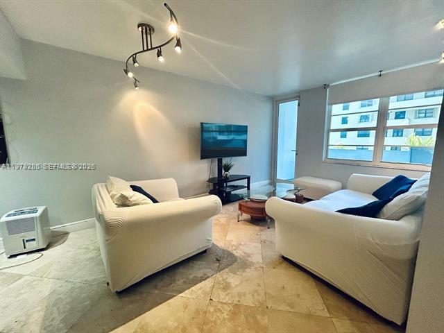 The Decoplage: South Beach Oceanfront 1BR