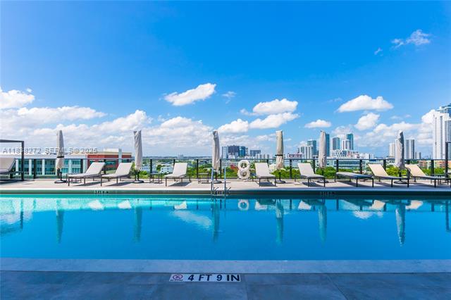 Canvas Miami: Skyline Views, Luxury Amenities photo 2