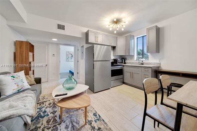 Renovated 2BR Near Calle Ocho, All-Inclusive photo 2