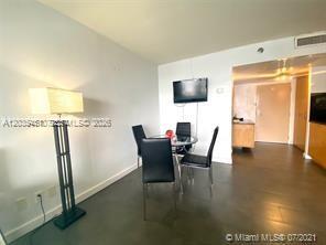 Beachfront Resort Living In Sunny Isles photo 3