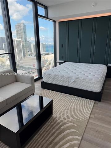 E11even Residences: Biscayne Bay Views Studio photo 2