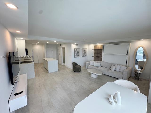 Triton Tower Studio With Sunset Bay Views