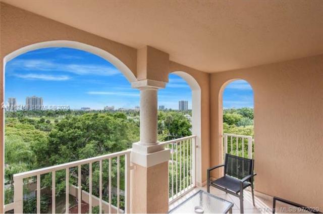 Yacht Club Aventura - Modern 2BR Furnished