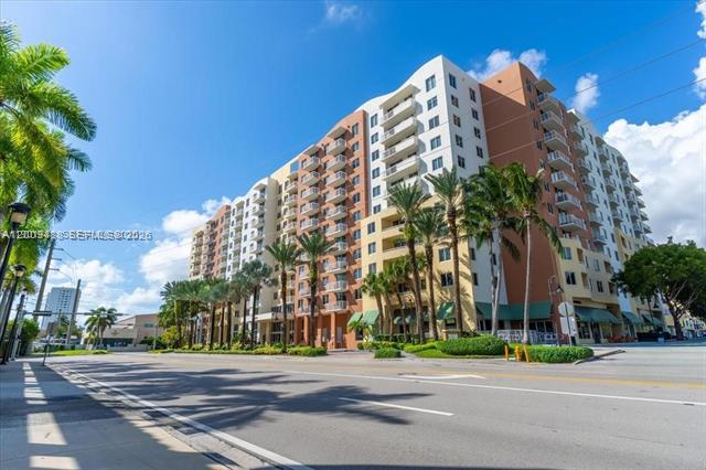 Luxury Aventura Condo With Resort Amenities