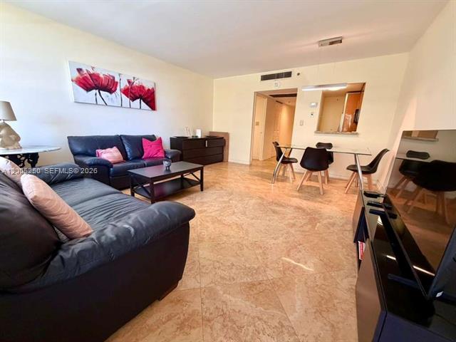Decoplage 1BR: Lincoln Rd Oceanfront Living photo 2