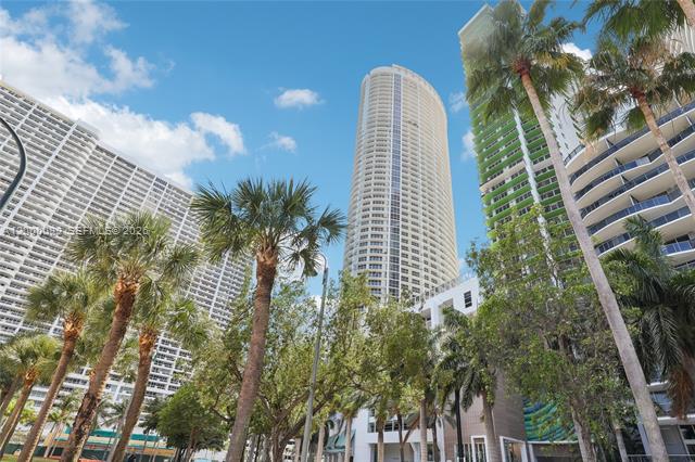 Opera Tower: Bay Views, Brickell Location photo 2