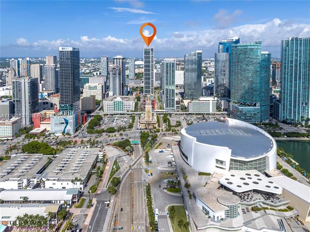 Gale Miami: New Luxury Condo With City Views photo 3