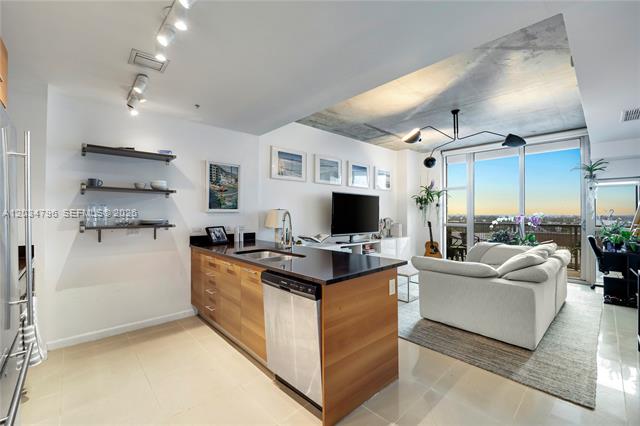 Four Midtown: Sunset Views & 10' Ceilings