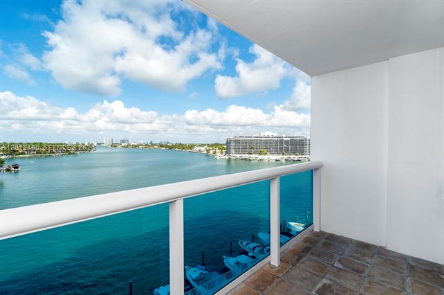 Waterfront 1BR With Spectacular Water Views photo 2