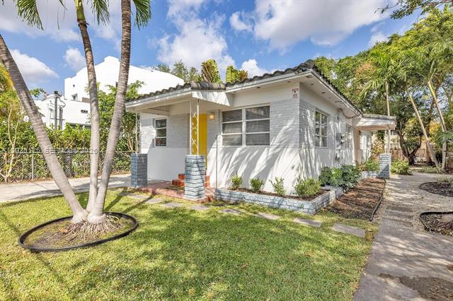 Historic MiMo Duplex, Renovated 2BR photo 3