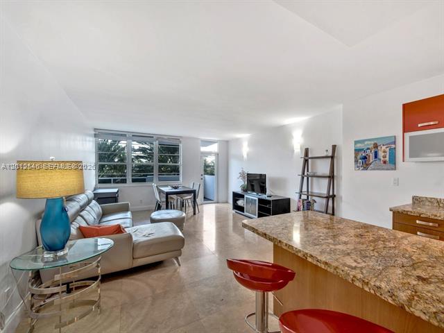 The Decoplage: South Beach Icon, Prime Location photo 2