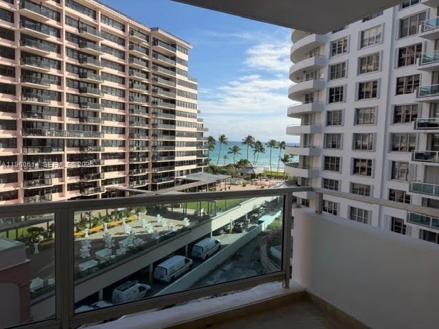Oceanfront 2BR With Soothing Ocean Views